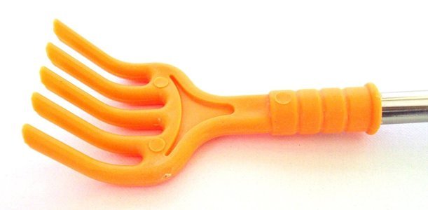 (6 Pcs) Body Itch Scratcher Rod and Massage Stick (Random Colours)